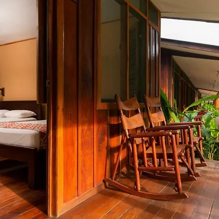 Laguna Lodge Full Board Tortuguero Exterior photo